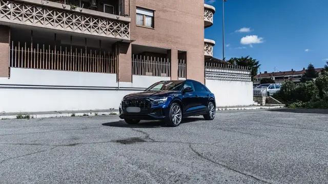 Audi Q8 55 TFSI 2022 — Ibiza Luxury Car Rental, Ибица