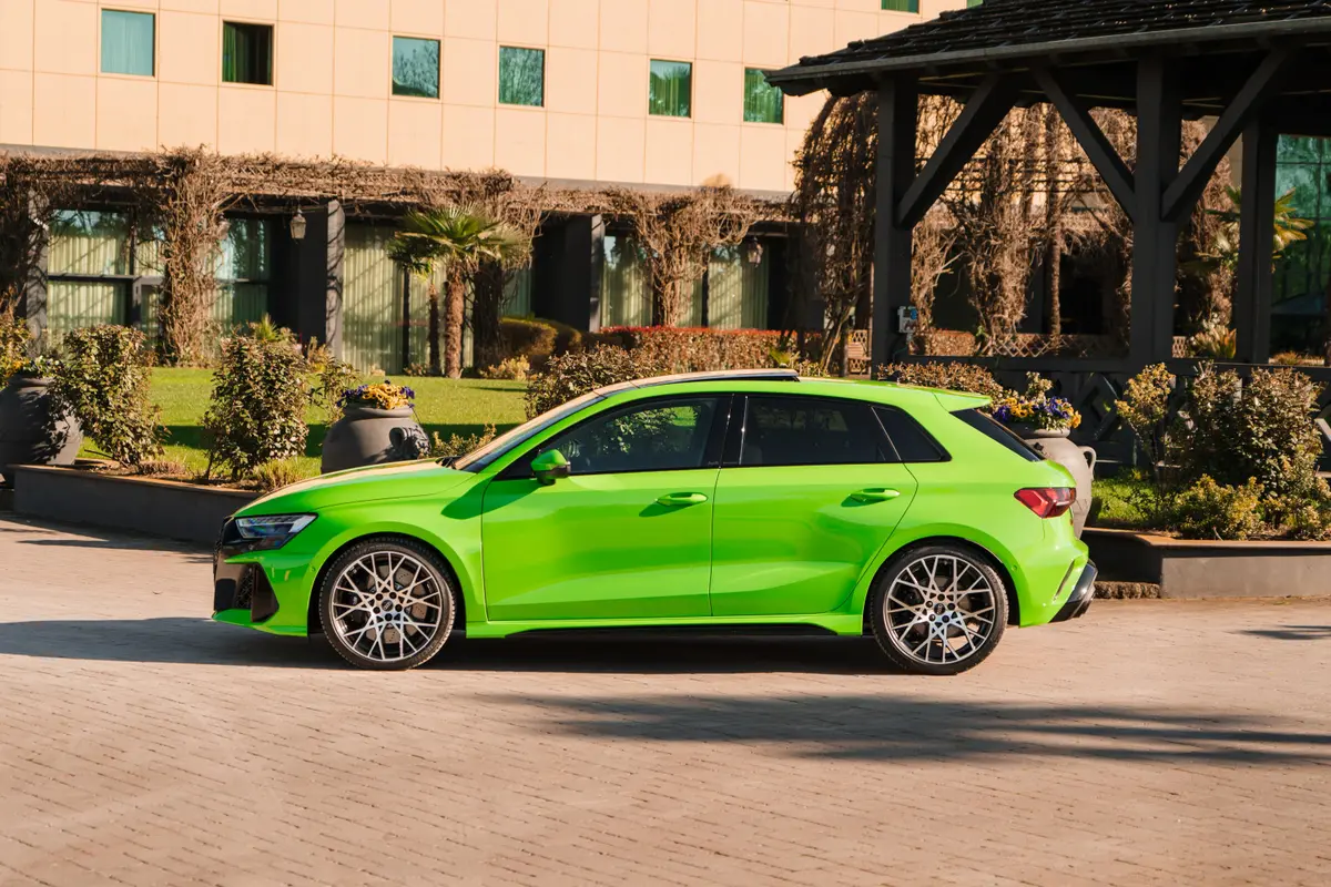 Audi RS3 Restyling 2025, front view — Ibiza Luxury Car Rental, Ibiza. Audi RS3 Restyling in Ibiza An Audi RS3 Restyling hire in Ibiza delivers 400 horsepower…