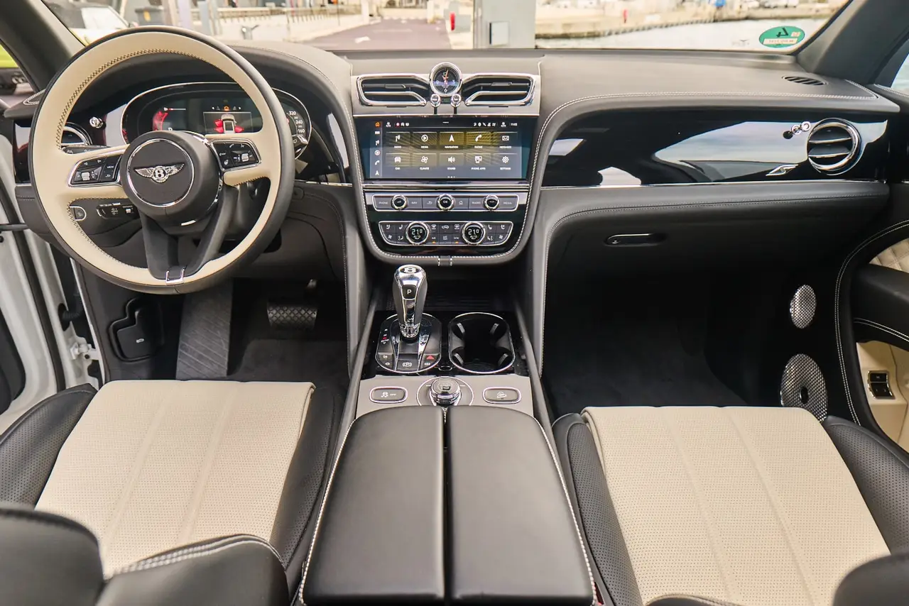 Bentley Bentayga V8-S 2024, dashboard — Ibiza Luxury Car Rental, Ibiza. Bentley Bentayga V8-S in Ibiza A Bentley Bentayga V8-S hire in Ibiza offers 550…