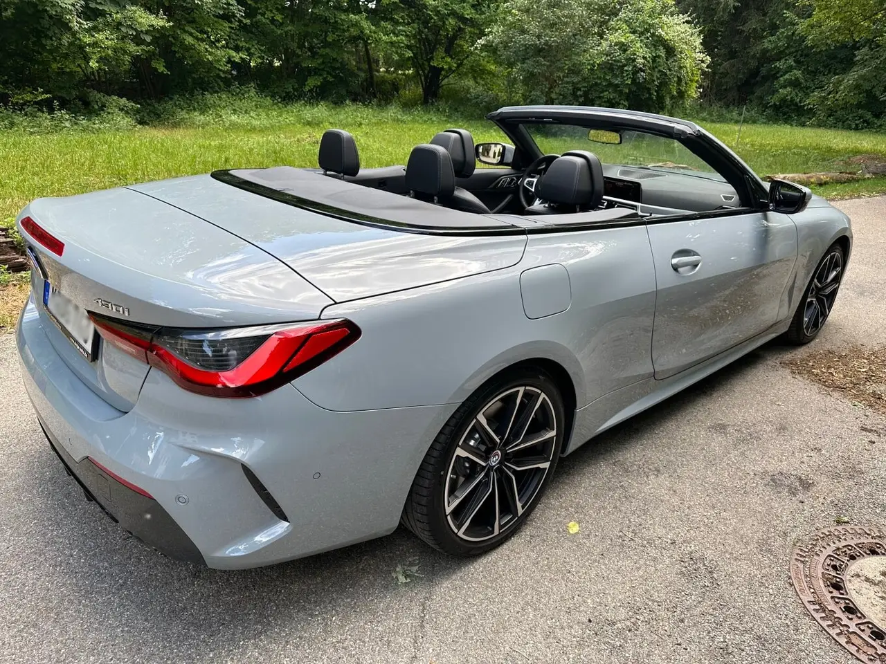 BMW 430i Cabrio 2023, exterior — Ibiza Luxury Car Rental, Ibiza. BMW 430i Cabrio in Ibiza A BMW 430i Cabrio hire in Ibiza offers open-top driving paired…
