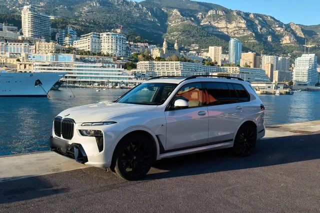 BMW X7 40d M 2024 — Ibiza Luxury Car Rental, Ибица