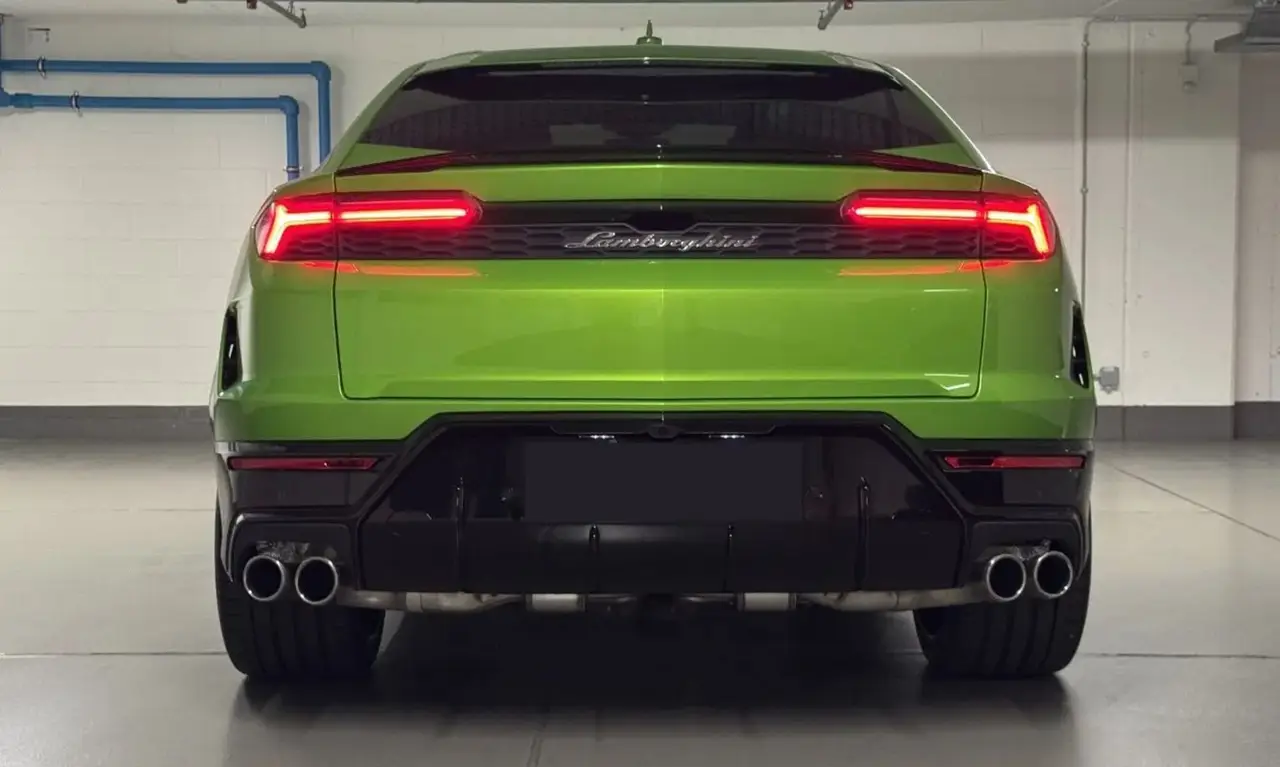 Lamborghini Urus SE 2026, rear view — Ibiza Luxury Car Rental, Ibiza. Lamborghini Urus SE in Ibiza A Lamborghini Urus SE hire in Ibiza delivers 800 horsepower…