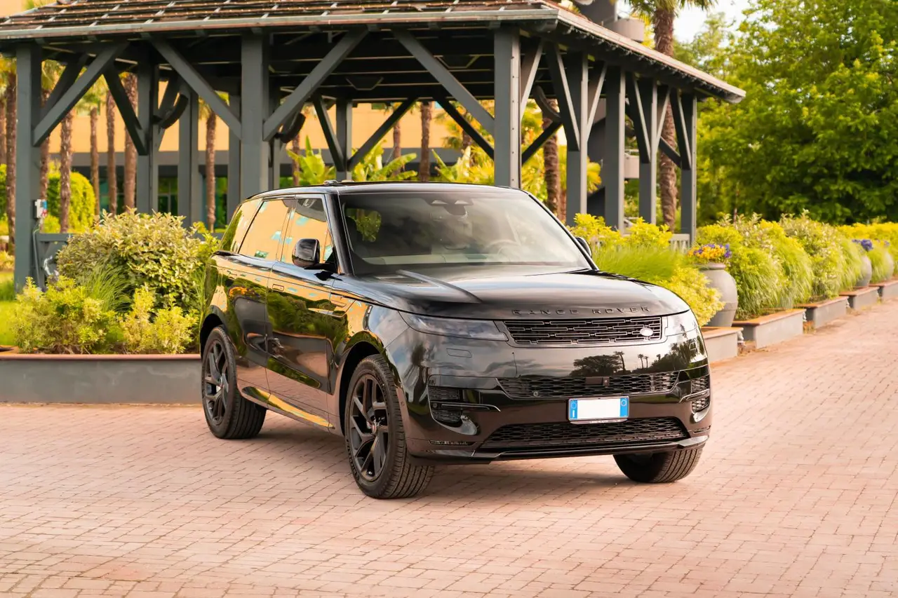 Land Rover Range Rover Sport Dynamic SE 2025, rear view — Ibiza Luxury Car Rental, Ibiza. Land Rover Range Rover Sport Dynamic SE in Ibiza A Land Rover Range Rover Sport Dynamic…