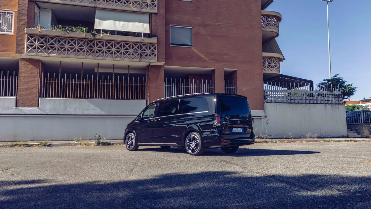 Mercedes Benz V300 4x4 XL VIP (Captain, 7 seat) 2025, interior — Ibiza Luxury Car Rental, Ibiza. Mercedes Benz V300 4x4 XL VIP (Captain, 7 seat) in Ibiza A Mercedes Benz V300 4x4 XL VIP…