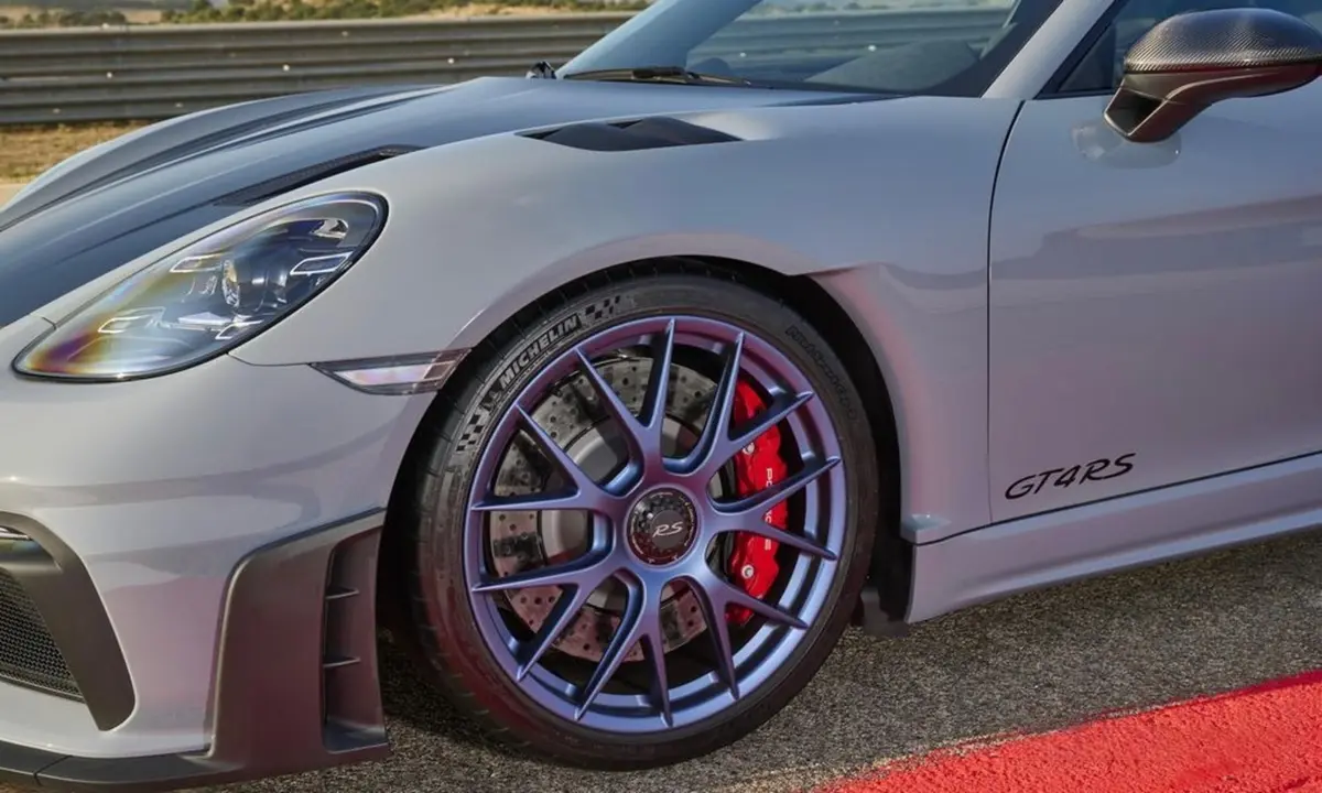 Porsche GT4 RS 2024, front view — Ibiza Luxury Car Rental, Ibiza. Porsche GT4 RS in Ibiza A Porsche GT4 RS hire in Ibiza delivers 500 horsepower within a…