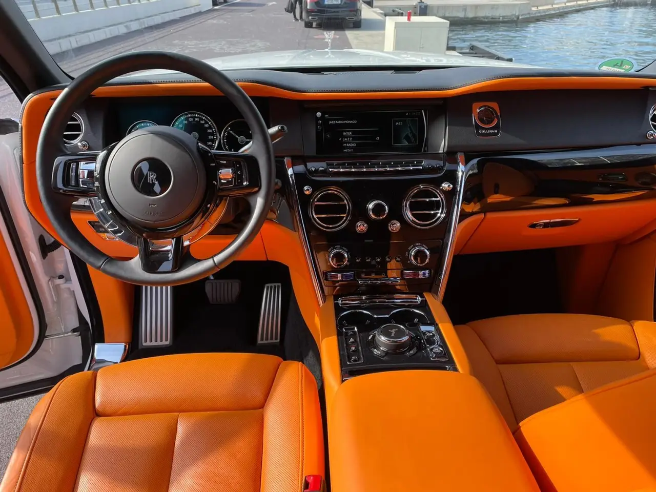 Rolls-Royce Cullinan 2022, front view — Ibiza Luxury Car Rental, Ibiza. Command every cliff road from Cala d'Hort to Portinatx