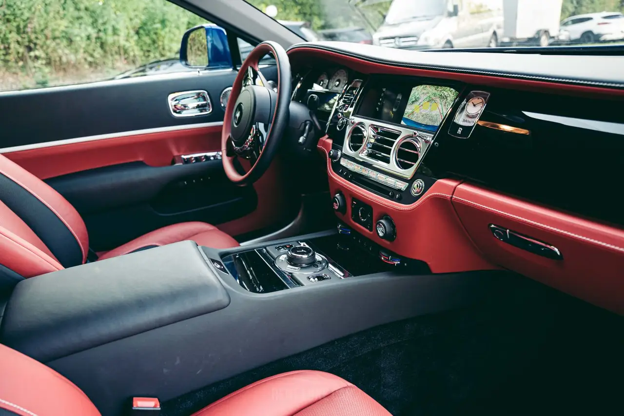 Rolls-Royce Dawn 2022, interior — Ibiza Luxury Car Rental, Ibiza. Open-top grand touring from Ibiza Town to Cala Comte